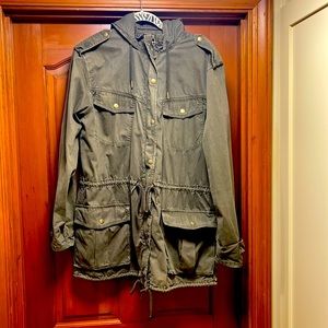 Talula size Large women’s jacket. Army green.